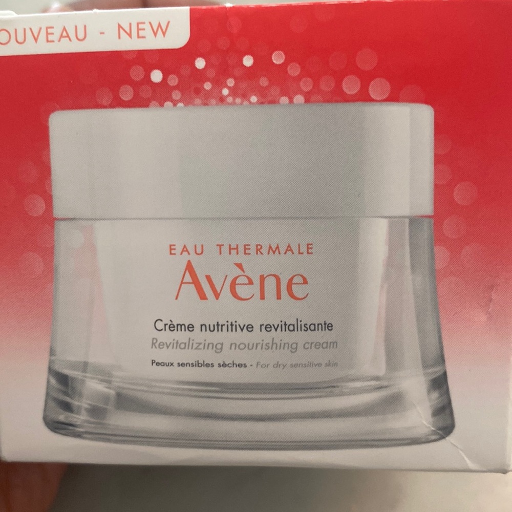 Brand new face cream Eau Thermale Avène
